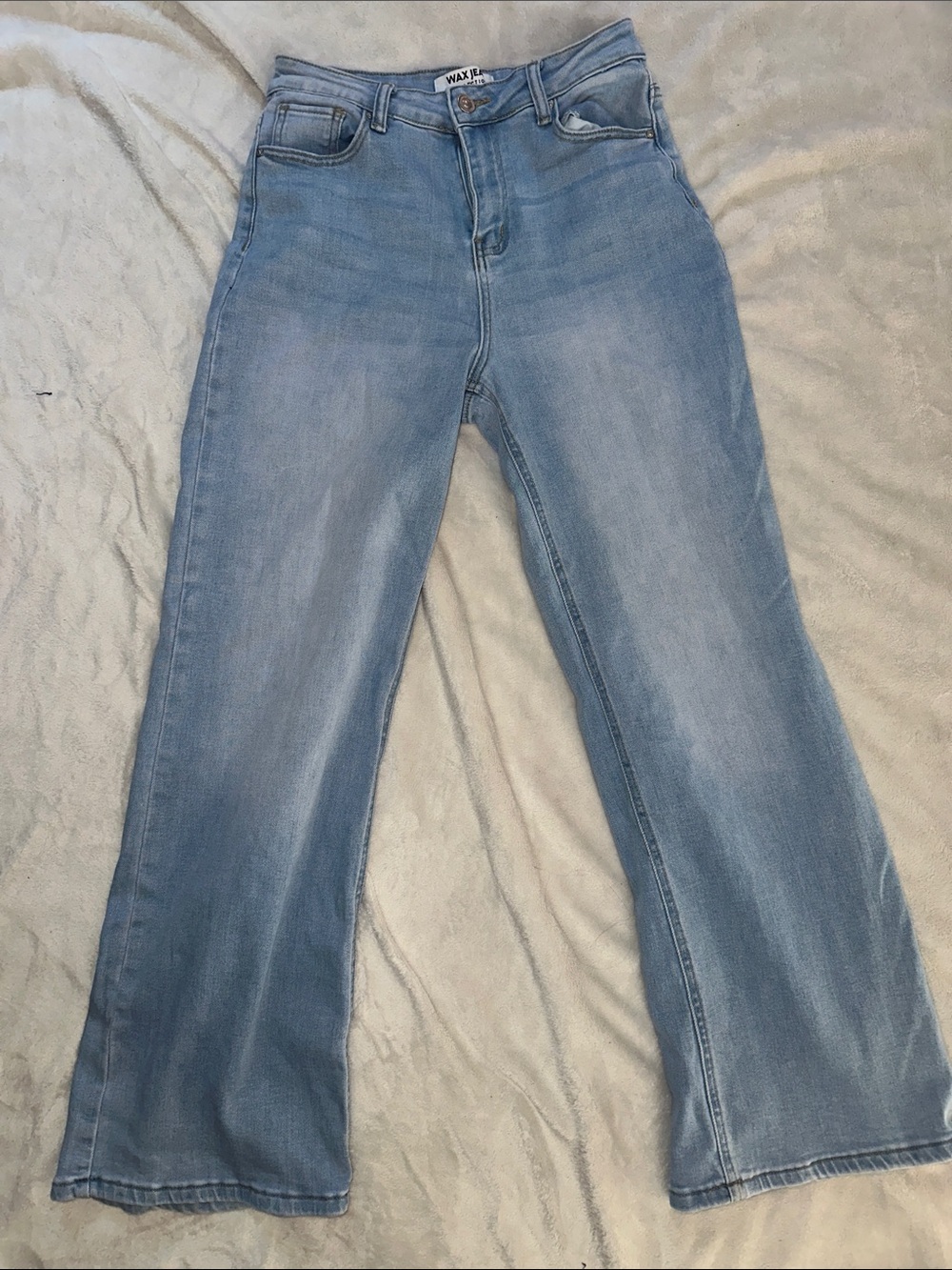 Women's Light Wash Wide-Leg Jeans